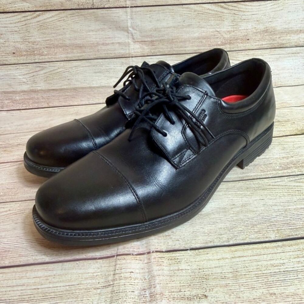 Rockport Essential Details Waterproof Cap-Toe Oxford. Black leather. Size 11.5